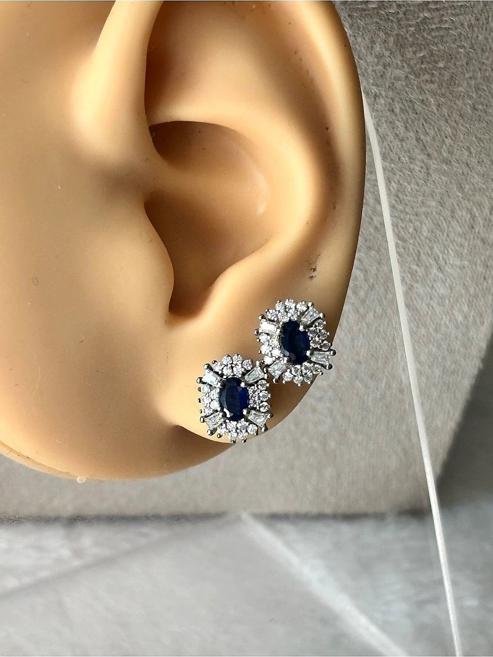 1.0 ctw Genuine Kanchanaburi Blue Sapphire & Moissanite 925 Sterling Silver Earr